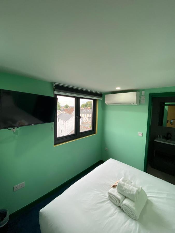 Aaron Wise - 51 Fitzhamon Apartments คาร์ดิฟฟ์ ภายนอก รูปภาพ