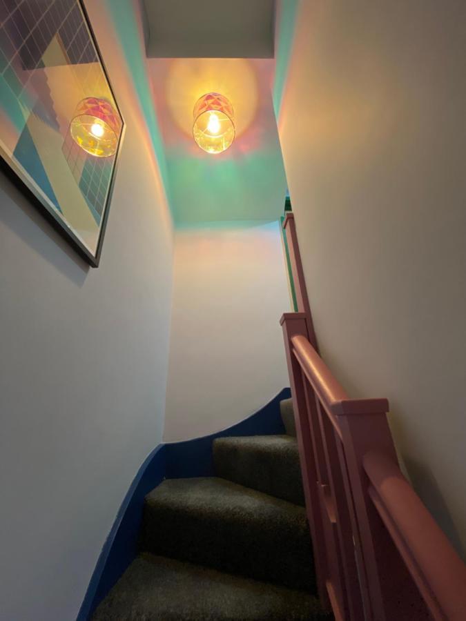 Aaron Wise - 51 Fitzhamon Apartments คาร์ดิฟฟ์ ภายนอก รูปภาพ
