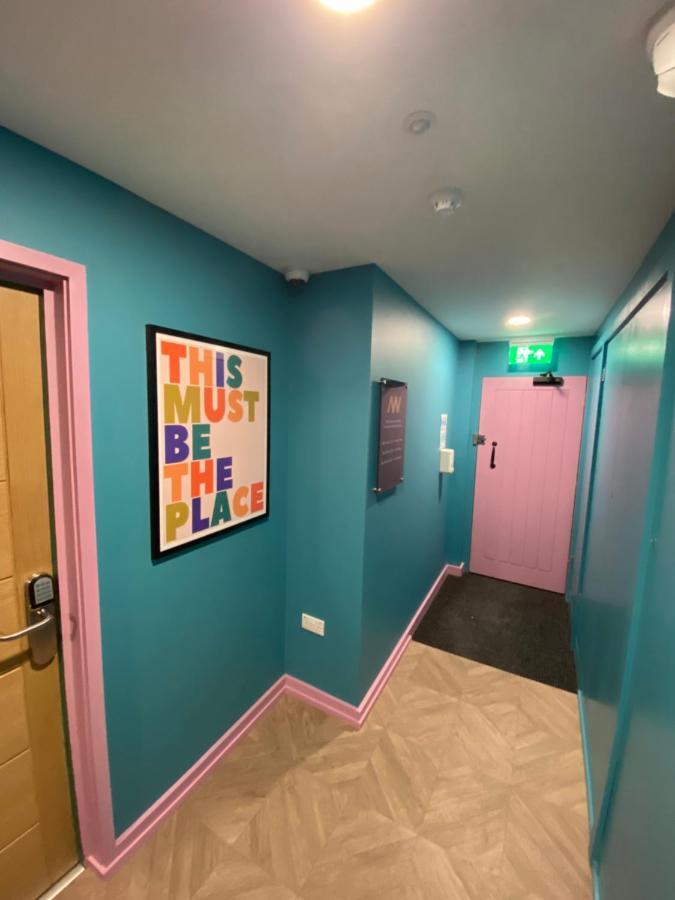 Aaron Wise - 51 Fitzhamon Apartments คาร์ดิฟฟ์ ภายนอก รูปภาพ