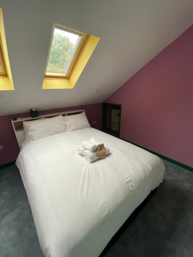 Aaron Wise - 51 Fitzhamon Apartments คาร์ดิฟฟ์ ภายนอก รูปภาพ